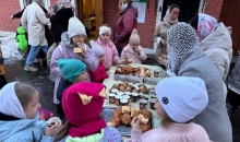 Божественная литургия, в которой приняли участие воспитанники воскресных школ Кимрского благочиния.